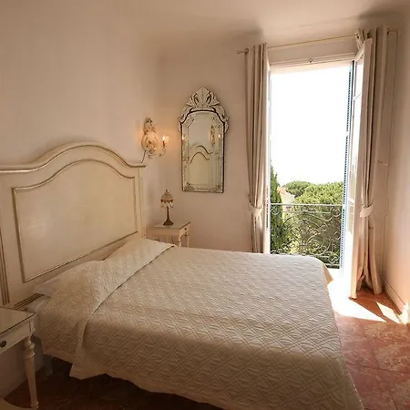 Normandy Hotel 2*
