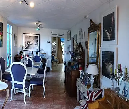 Hotel Normandy