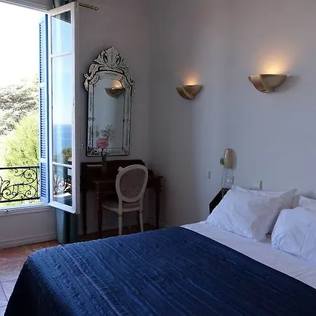 Hotel Normandy