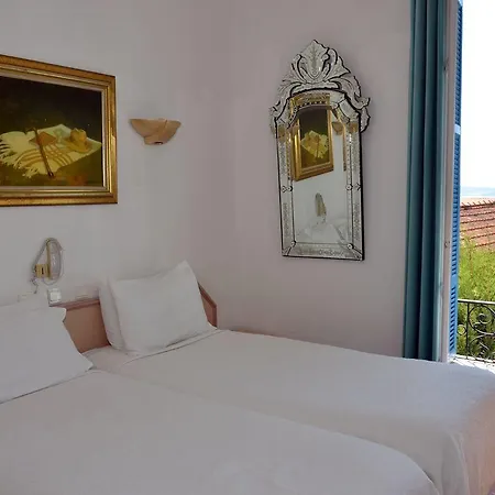 ホテル ノルマンディ 2*