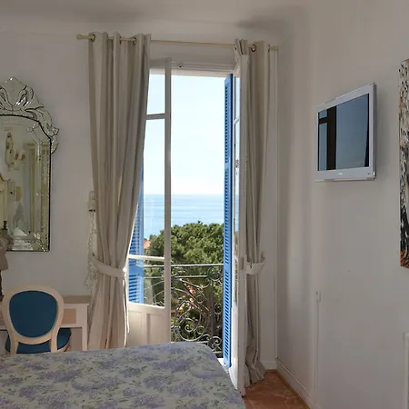 Ξενοδοχείο Normandy 2*